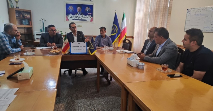 برگزاری نشست با هدف هماهنگی و برنامه ریزی جهت تخصیص کود برای کشت محصولات پائیزه و بررسی الزامات اجرایی آن در شهرستان آزادشهر