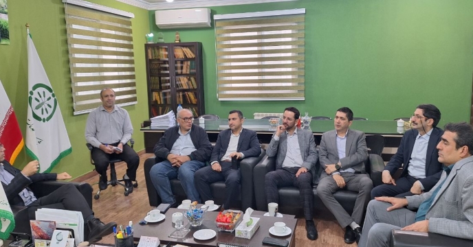 برگزاری جلسه با حضور مدیر فنی و بهبود کیفیت بذر و نهال و هیئت همراه در گلستان