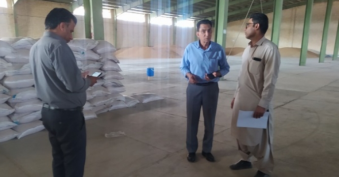 بازدید مدیر شرکت خدمات حمایتی کشاورزی استان سیستان وبلوچستان از انبار ایرانشهر 