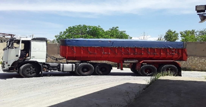 حمل و ارسال 90تن کود شیمیایی به مقصد کارگزاران شهرستان های بروجردوالیگودراز انبارهای ذخیره ی سراب چنگایی  و مرکزی استان لرستان