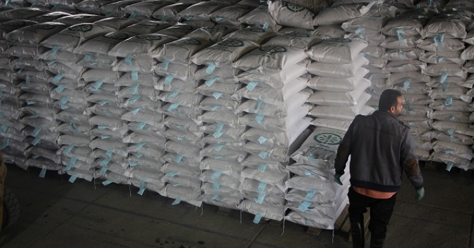 عملیات بوجاری وپارت چینی245 تن از بذرهای خام خریداری شده برنج( شلتوک) در سایت بذرگیلان