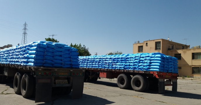 تأمین و حمل 255تن کود شیمیایی اوره در شهرستان کوهرنگ