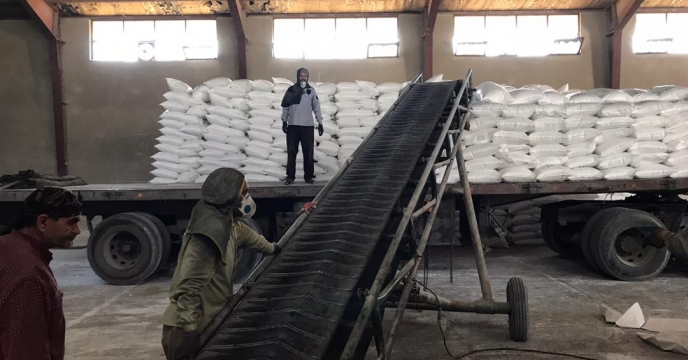 تامبن و ارسال مقدار 2800 تن کود اوره  در  استان آذربایجان غربی