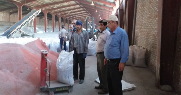 کیسه گیری  11471 تن کود شیمیایی اوره فله در استان آذربایجان شرقی