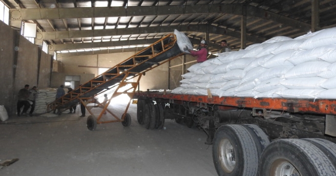 ارسال کود سوپرفسفات تریپل از انبارهای استان البرز به استان قم