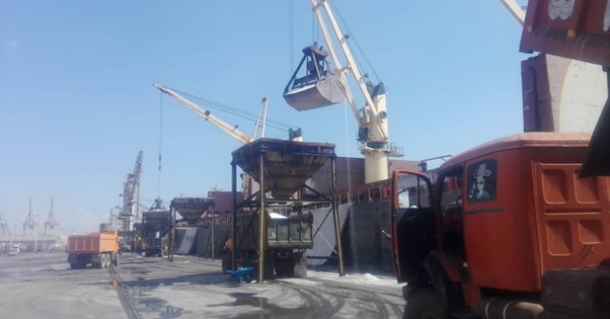 گزارش اتمام تخلیه کشتی میامی پراید از اسکله شهید رجایی-بندرعباس