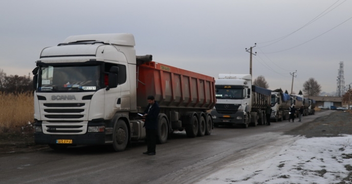 ادامه روند تخلیه کودهای فله در استان آذربایحان غربی