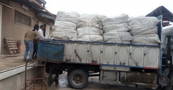  ارسال 46000 تخته گونی جهت کمک به سیل زدگان استان خوزستان از طرف شرکت خدمات حمایتی کشاورزی استان یزد 