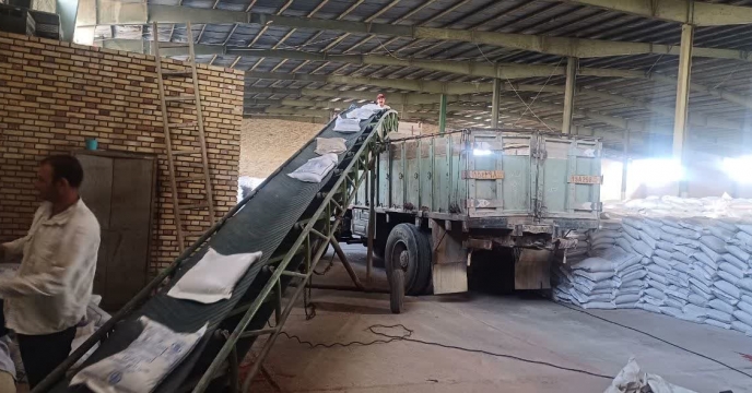 مقدار 11 تن از کودهای فسفات و پتاسیم برای کارگزاری آقای محمد صادقی شهر کلاته خیج ارسال شد