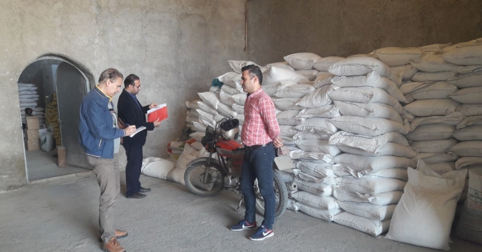 بازدید از انبار کارگزاری های کود در شهرستان آق قلا گلستان
