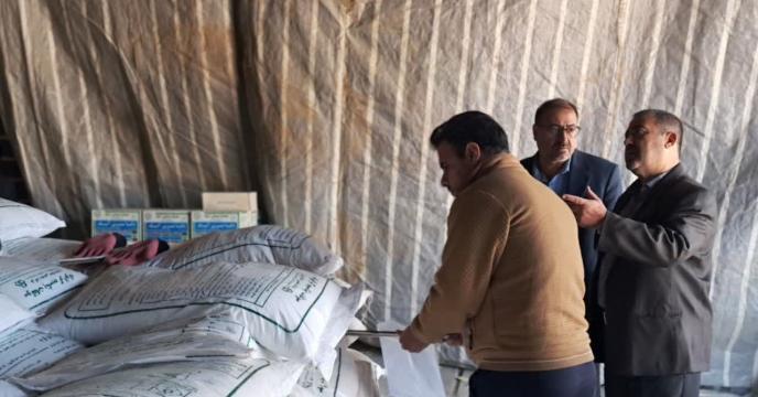 نمونه‌برداری از محموله کود 200 تنی سولفات پتاسیم گرانوله در کرمان