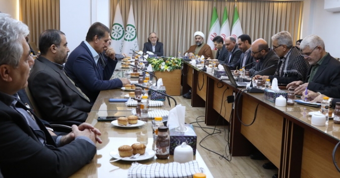 نشست صمیمانه مهندس حمید رسولی مدیرعامل و عضو هیئت مدیره شرکت خدمات حمایتی کشاورزی با اعضاء پایگاه بسیج شهید با هنر