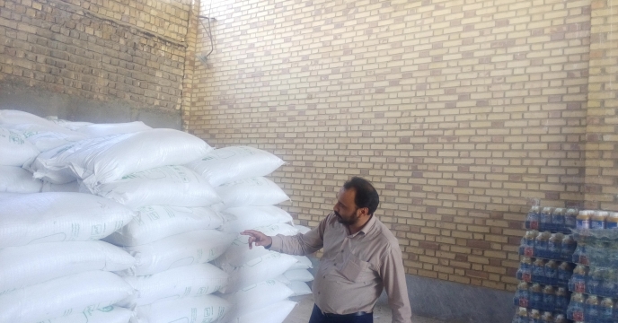موجود برداری کود از انبارهای تحت پوشش شرکت خدمات حمایتی کشاورزی استان قم