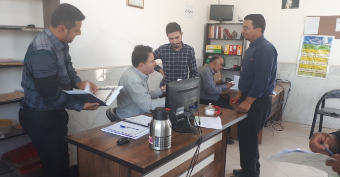 بازدید در معیت کمیته نظارت، بازرسی و کنترل کیفی کود استان قم در شهریور ماه