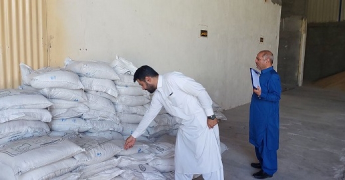 بازدید از انبار کارگزاری های شهرستان خاش توسط گروه پایش مواد کودی شرکت خدمات حمایتی کشاورزی استان سیستان وبلوچستان 