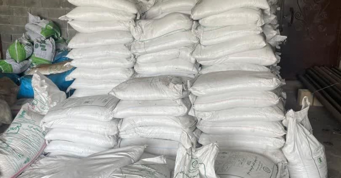 ۲۱ هزار حواله کود شیمیایی تحویل کشاورزان فومن شد؛ از مزایای کودهای ازت، فسفات و پتاس بهرهمند شدند ۲۱ هزار حواله کود شیمیایی تحویل کشاورزان فومن شد؛ از مزایای کودهای ازت، فسفات و پتاس بهرهمند شدند