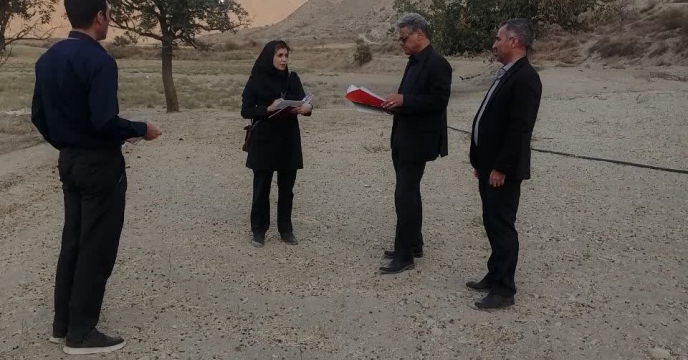 بازدید مهندس نظام دوست مدیر شرکت خدمات حمایتی خراسان شمالی ازمحل زمین درراستای مستند سازی املاک شرکت باحضور کارشناسان رسمی دادگستری 