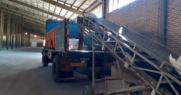 ارسال10تن کود شیمیایی برای کارگزاران شهرستان رازوجرگلان