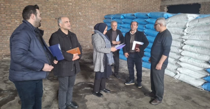 نظارت کارگروه پایش کود استان آذربایجان شرقی بر عملکرد کارگزاری های توزیع نهاده های کشاورزی در شهرستان سراب