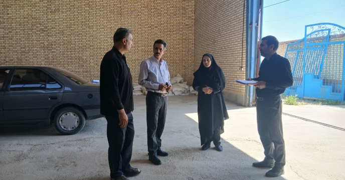 بازدید مسئول پایش شرکت خدمات حمایتی کشاورزی از کارگزاری های توزیع کود در شهرستان بن(استان چهارمحال و بختیاری)