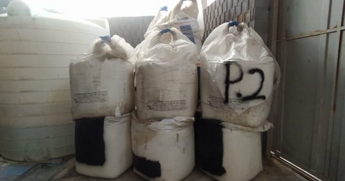 بازرسی فنی و نمونه برداری از کودهای انباری با هدف تطابق مشخصات کودهای انباری با برچسب های فنی در استان فارس بدستورسازمان اموال تملیکی استان انجام شد