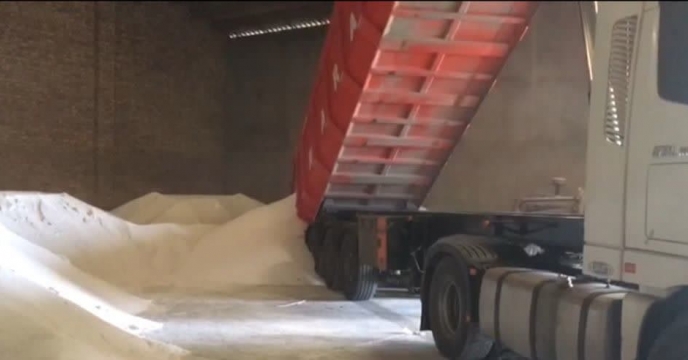  تامین و توزیع  مقدار5 تن انواع کود کشاورزی یارانه ای  برای‌‌مصرف مزارع نخود فرنگی گلستان  درمهر ماهه سال۱۴۰۴