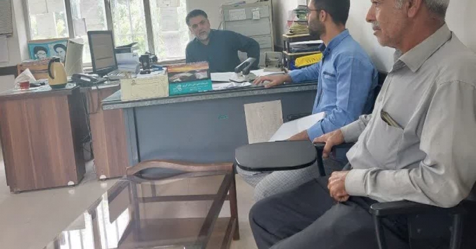 جلسه‌ هم‌اندیشی کارشناس پایش کودی این شرکت  با مسئول مرکز و کارشناسان مرکز خدمات باغلی مرامه در شهرستان گنبد