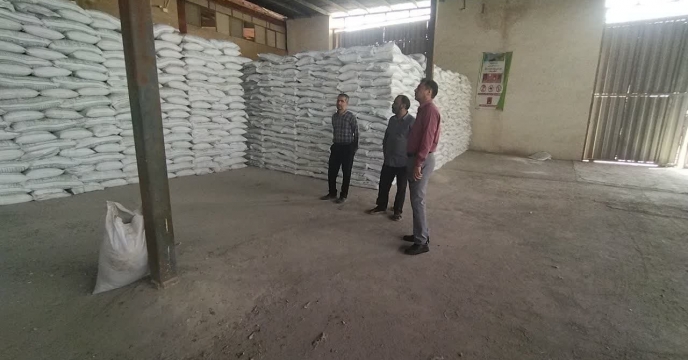 بازدید مدیر شرکت خدمات حمایتی کشاورزی استان قم از انبار مرکزی 