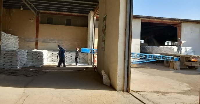 شرکت خدمات حمایتی کشاورزی استان قم از ابتدای سال جاری حدود 2500 تن کود کشاورزی در استان ارسال و توزیع کرد
