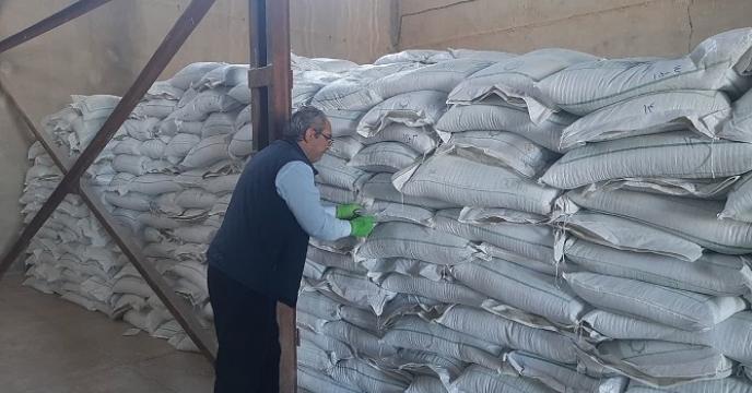نمونه‌برداری از 200 تن کود سوپر فسفات ساده گرانوله تولید داخلی در استان زنجان