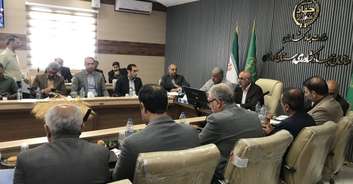 نشست خبری اصحاب رسانه بمناسبت هفته جهادکشاورزی درسالن جلسات سازمان جهادکشاورزی استان کردستان