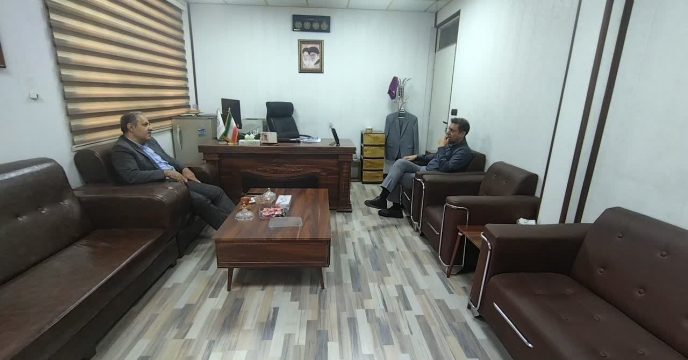نشست مدیر شرکت خدمات حمایتی کشاورزی استان قم با مدیر زراعت سازمان جهاد کشاورزی با محوریت کشت پاییزه و تأمین کودهای کشاورزی