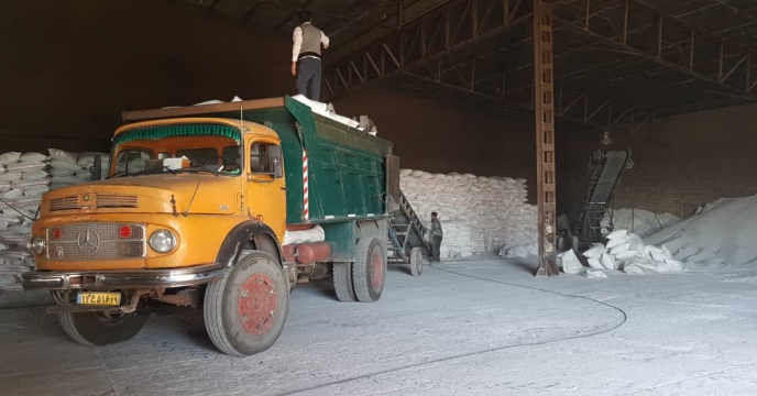 حمل و توزیع 17500 کیلو گرم فسفاته گرانوله 13% به اتحادیه تعاونی قزوین