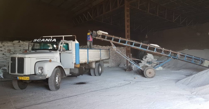 تامین و حمل 7500 کیلوگرم کود سولفات پتاسیم پودری به کارگزاری چگینی