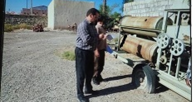 بازدیدکارشناس معین ماشین آلات و ادوات کشاورزی از دستگاههای اسقاطی وبوجاری کرمان