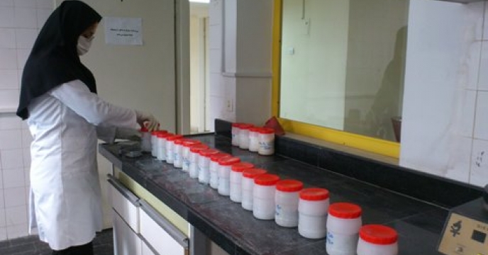 تحویل 22 نمونه کود ارسالی از شعب شرکت به آزمایشگاه کنترل کیفی