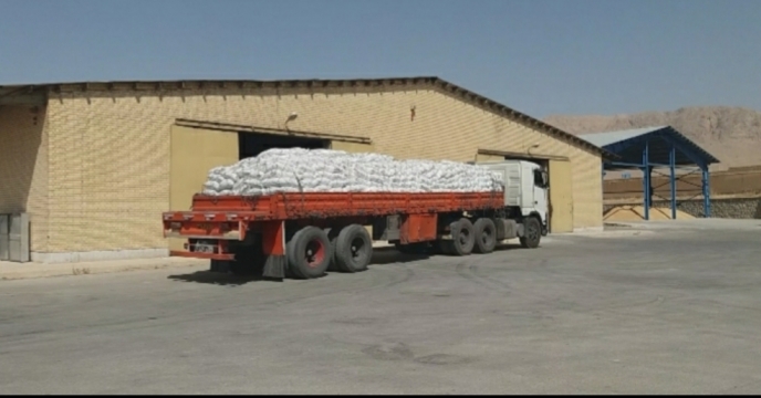 توزیع مقدار 11 تن کود سولفات پتاسیم در استان چهارمحال وبختیاری