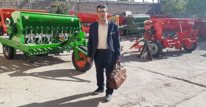 تمدید قراردادهای فروش وکالتی با شرکت های طرف قرارداد با هماهنگی امور ماشین ها و ادوات کشاورزی شرکت خدمات حمایتی کشاورزی