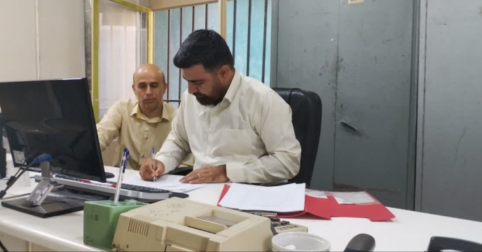  بازدید کارگروه پایش از انبار کارگزاری اتحادیه تعاونی روستایی شهرضا و بررسی روند توزیع کود در شهرستان شهرضا، استان اصفهان 