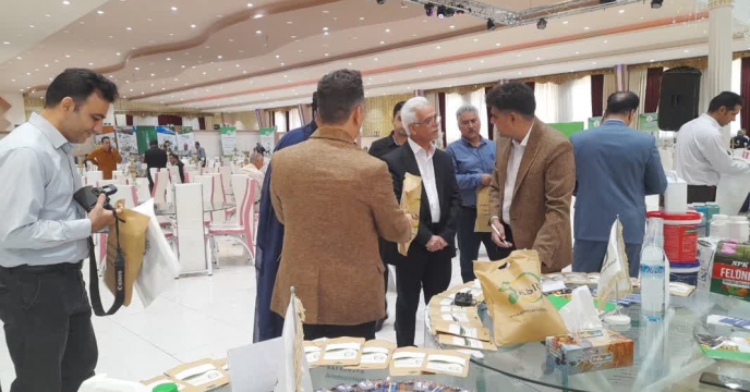 حضور مدیر استان در همایش بازاریابی کود استان لرستان