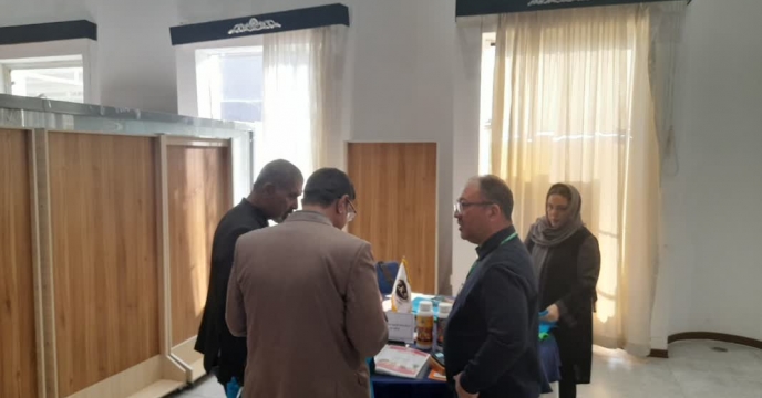 واحد تولیدی اسماعیلی فرد درهمایش بازاریابی کود استان فارس به معرفی محصولات خود پرداخت