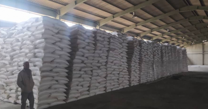 بازدید کارشناس فنی شرکت خدمات حمایتی کشاورزی استان هرمزگان از انبار نهاده کود استان