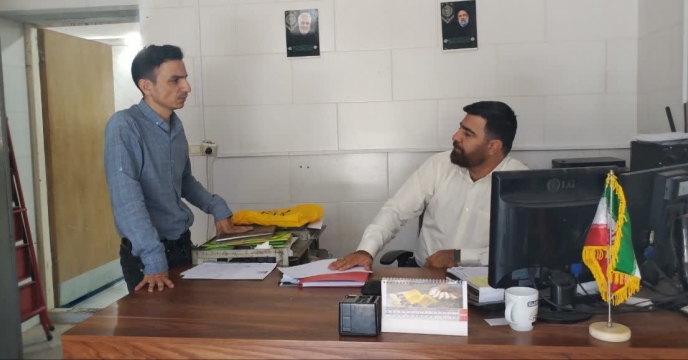 بازدید کارگروه پایش از انبار کارگزاری بازدید کارگروه پایش از انبار کارگزاری تعاونی روستایی دهخدا و بررسی روند توزیع کود در شهرستان دهاقان، استان اصفهان  بازدید کارگروه پایش از انبار کارگزاری بازدید کارگروه پایش از انبار کارگزاری تعاونی روستایی دهخدا و بررسی روند توزیع کود در شهرستان دهاقان، استان اصفهان