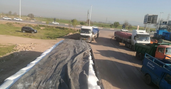 در دی ماه سالجاری بیش از 700 تن انواع کود شیمیایی در شهرستان تاکستان توزیع شده است.