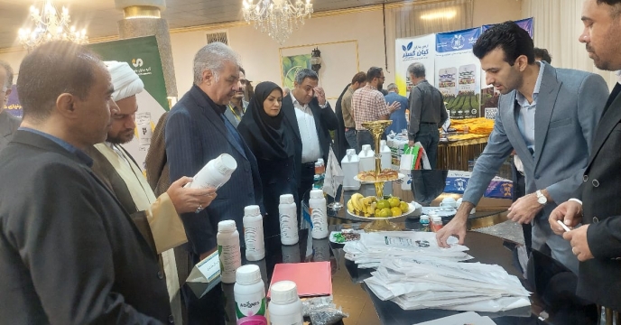 حضور رئیس سازمان جهاد کشاورزی استان در همایش بازاریابی کود استان قم