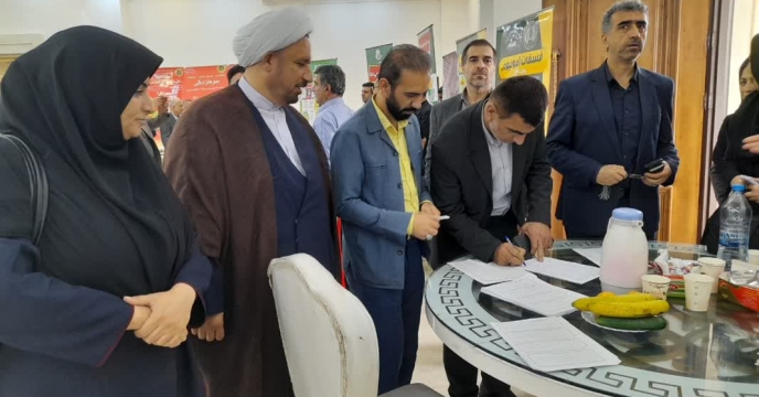 حضور مدیر جهاد کشاورزی بابل در همایش بازاریابی کود استان مازندران 