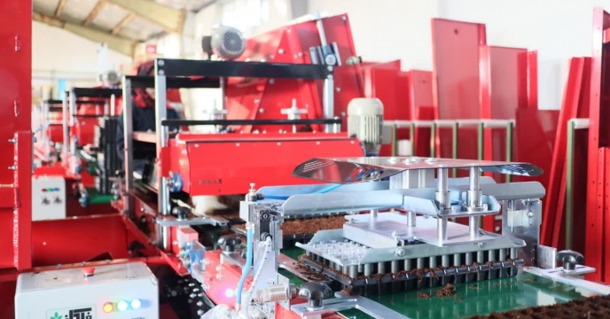 بازدید کارشناس ماشین آلات شرکت خدمات حمایتی کشاورزی استان کرمانشاه از محصولات شرکت فن آوران کاشت زاگرس