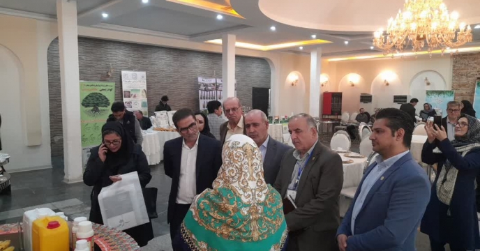 بازدید رئیس اتاق اصناف کشاورزی در همایش بازاریابی کود استان البرز
