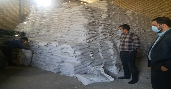 نمونه گیری کود فسفات ساده 13% تولید داخل در استان خوزستان