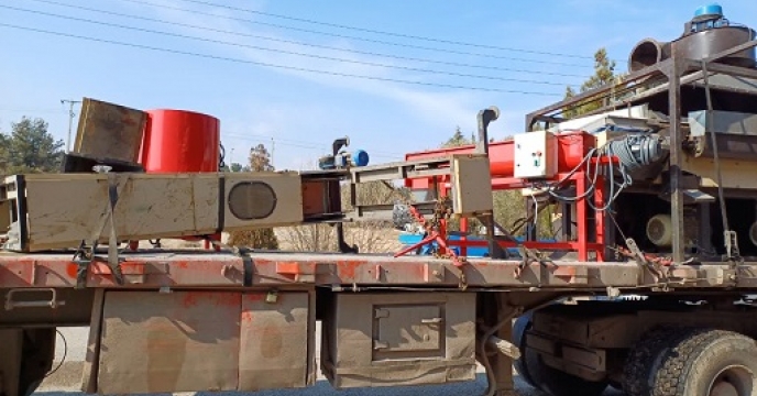 تخلیه دستگاهای وابسته به سامانه بوجاری بذور گندم و جو در استان سمنان